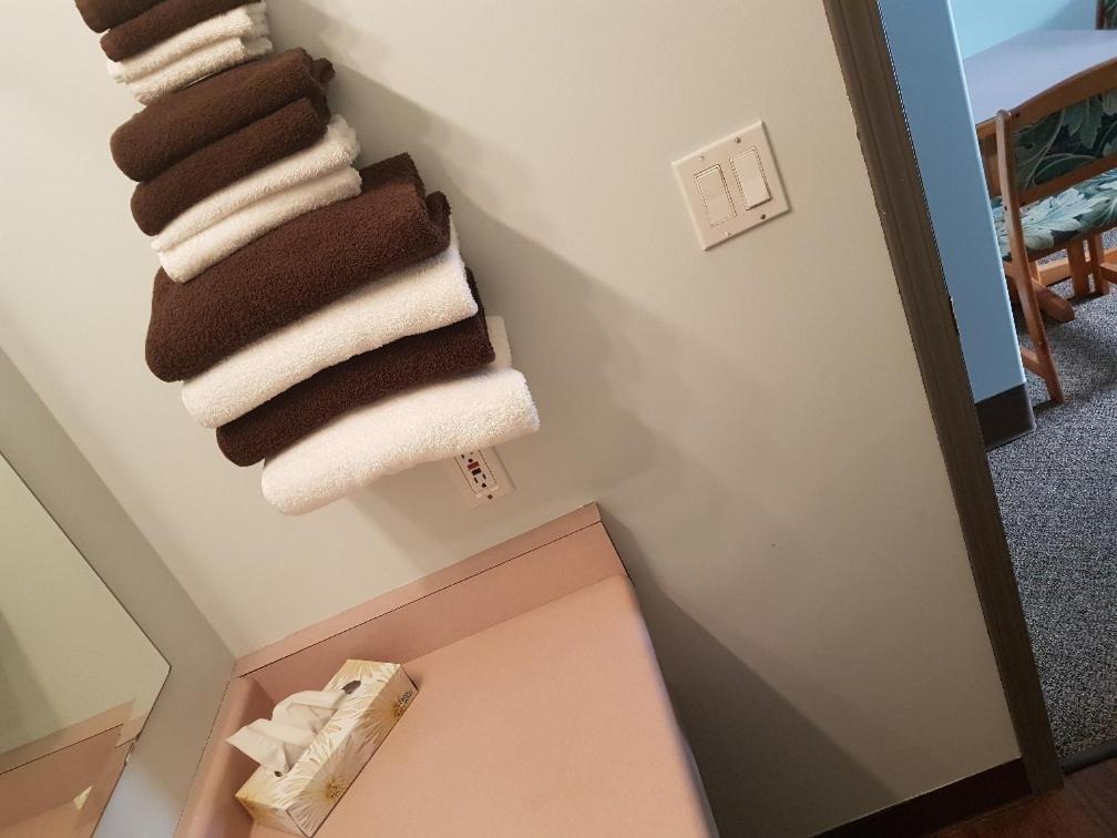سيكاموس Anchor Riverfront Motel المظهر الخارجي الصورة